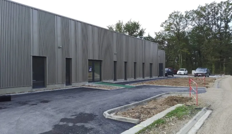 Création d'un centre Kinésithérapeute et SPA, Meximieux, SAS Tornare